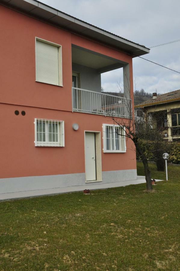 La Casa Dei Nonni Bed & Breakfast Felegara Exterior photo