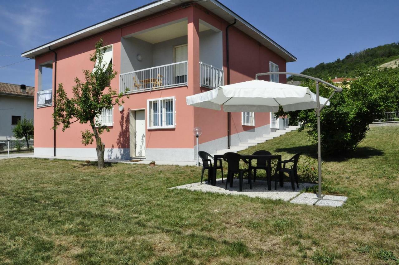La Casa Dei Nonni Bed & Breakfast Felegara Exterior photo